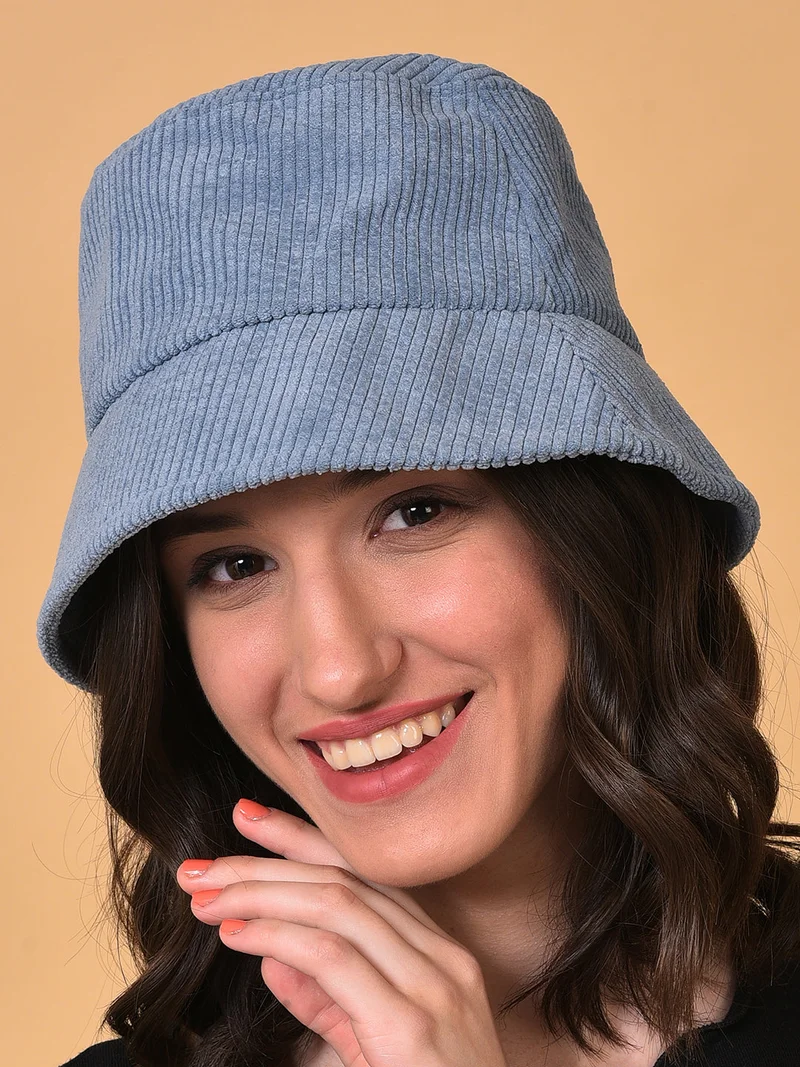 صوص هاوت قبعة دلو مخططة باللون الأزرق