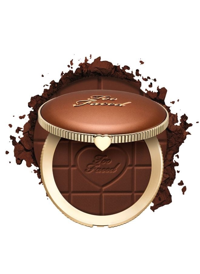 Too FacedCosmetics توت فيسد كوزمتيكس تشوكليت سولي مات بلورينج برونزر – تشوكليت جاناش (ريتش) – 0.28 أوقية / 8 جرام - Image 1