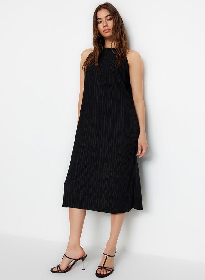trendyol Black Shift/Straight Zero Sleeve Midi Pleated Knitted Dress - Image 3