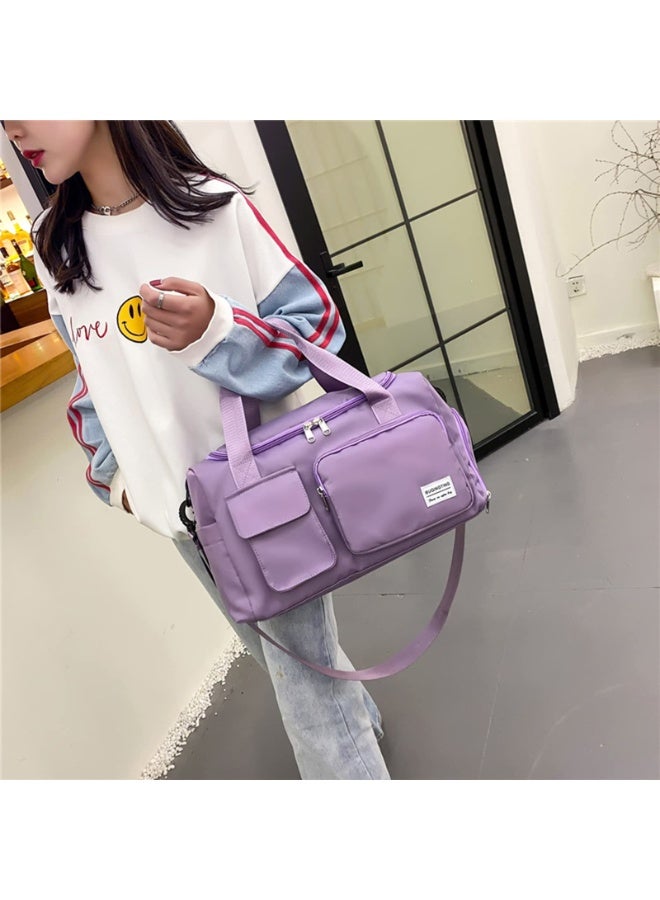 شابية حقيبة رياضية كبيرة للنساء مقاس 19.7 بوصة، حقيبة سفر، مزودة بحقيبة مستحضرات التجميل، ومساحة منفصلة للأحذية، وجيب مقاوم للماء، مثالية للسفر والرياضة واليوغا واللياقة البدنية، مع حزام كتف - لون بنفسجي - Image 4