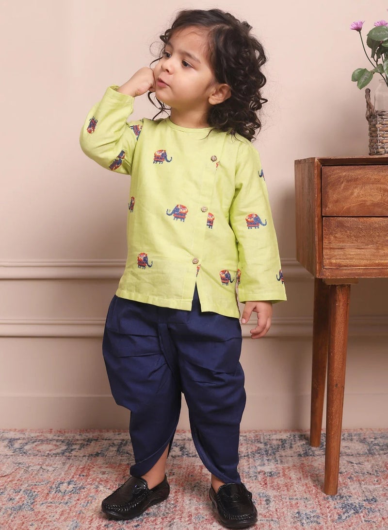 بولكاتوتس بلوزة أنجراكا مطرزة على شكل فيل بأكمام طويلة من Polka Tots مع دوتي - باللون الأخضر  - Image 1