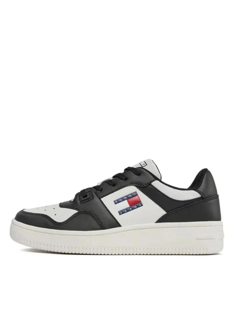 TOMMY JEANS Logo Detail Lace Up Low Top Sneakers