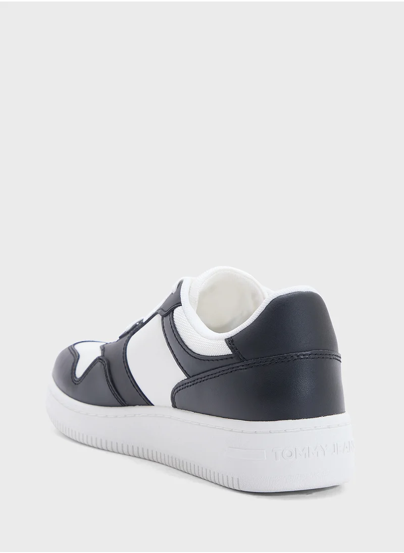 TOMMY JEANS Logo Detail Lace Up Low Top Sneakers