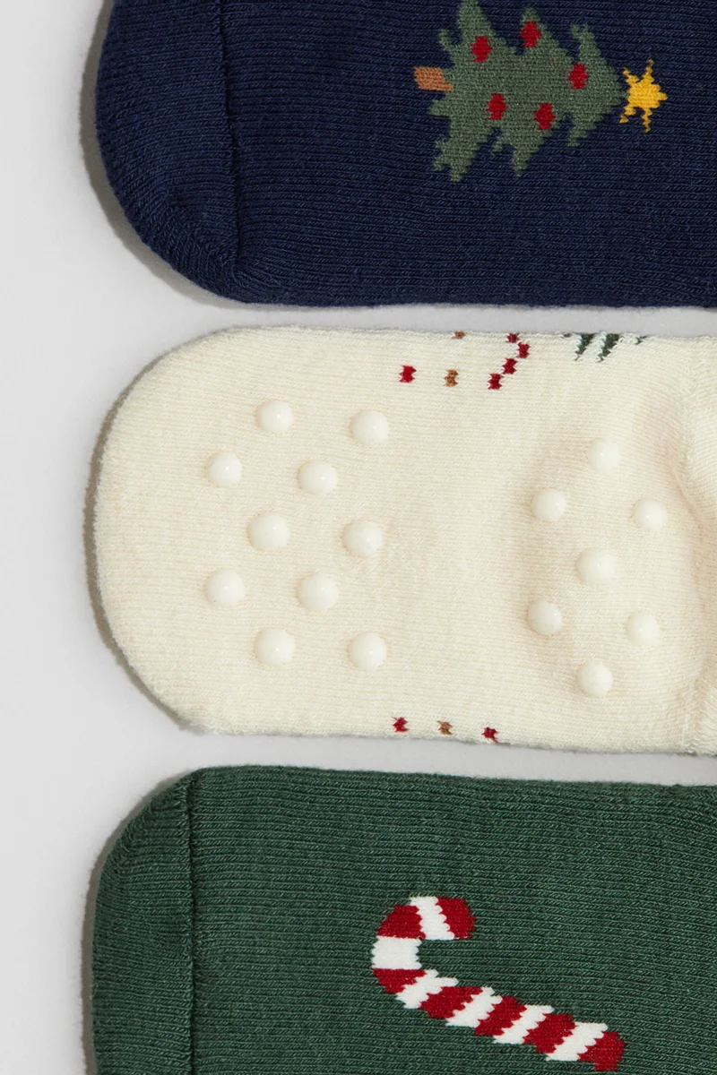 اتش اند ام جوارب من نسيج تيري - عبوة من 3 قطع