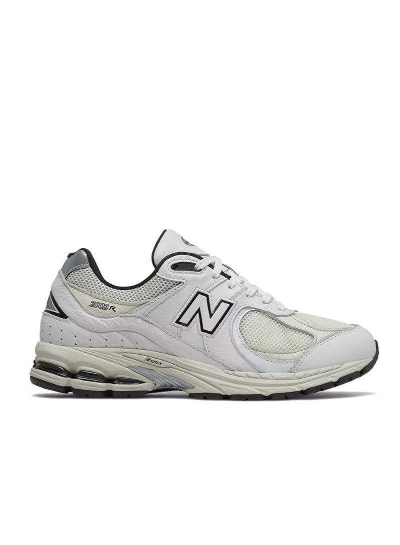 New Balance New Balance 2002R Casual Athlesiure Sneakers White/Beige - Image 1