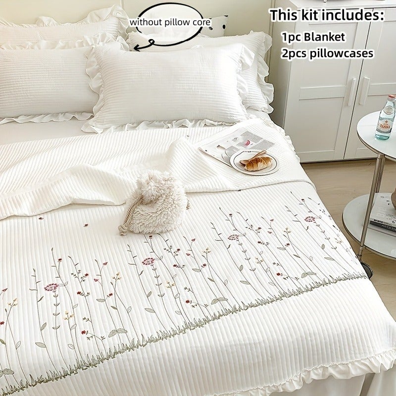 Korean Version Embroidered Summer Quilt Air Conditioning Blanket Bedding Set 3pcs 1 Blanket+2 Pillowcases - Image 4