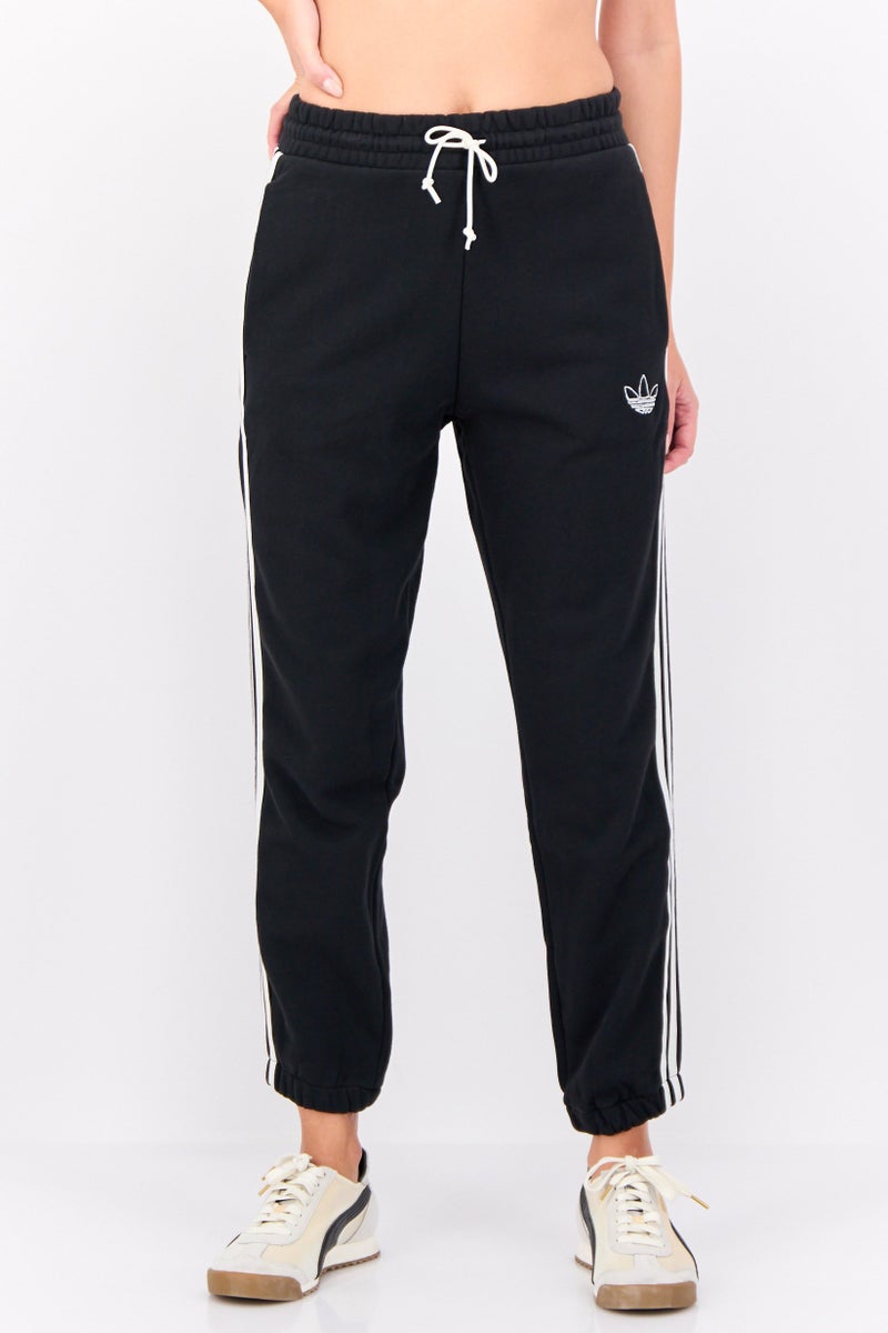 adidas Originals سروال رياضي نسائي مناسب بشعار العلامة التجارية، خارجي، أسود - Image 1