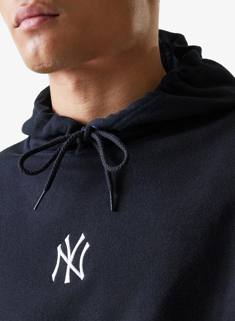NEW ERA  MLB League Essential Oversized New York Yankees Hoodie for Men | Best Price UAE