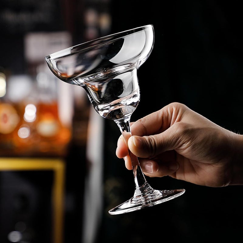 WQR Martini Glass Elegant Couple Cocktail Glasses 140 ml Crystal Champagne Glasses Suitable for Restaurants and Bars Unique Gift Set 2 - Image 4