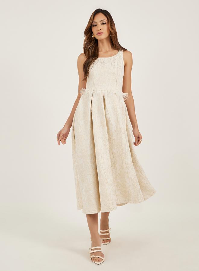 ستايلي فستان ميدي - بدون أكمام بطيات وتفاصيل ريش صناعي من - Image 1