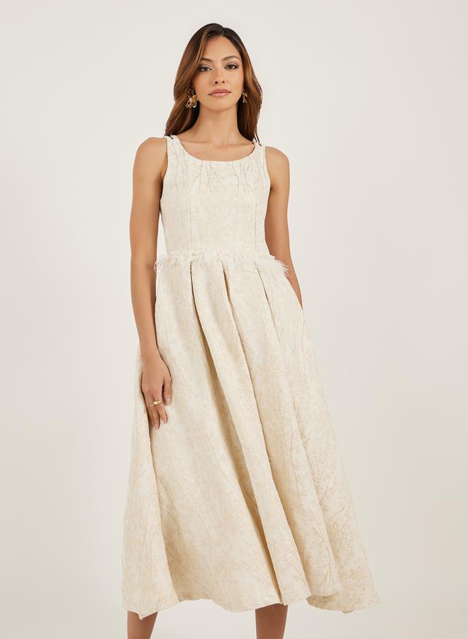 ستايلي فستان ميدي - بدون أكمام بطيات وتفاصيل ريش صناعي من - Image 3