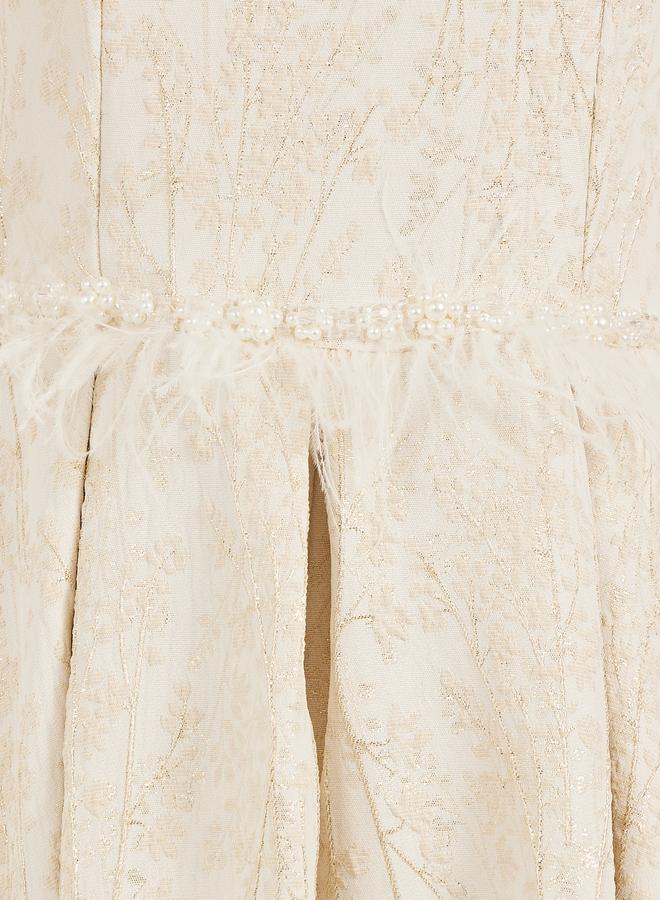 ستايلي فستان ميدي - بدون أكمام بطيات وتفاصيل ريش صناعي من - Image 4