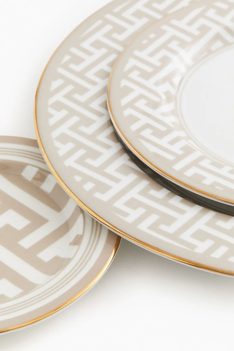 اتش اند ام Porcelain Plate