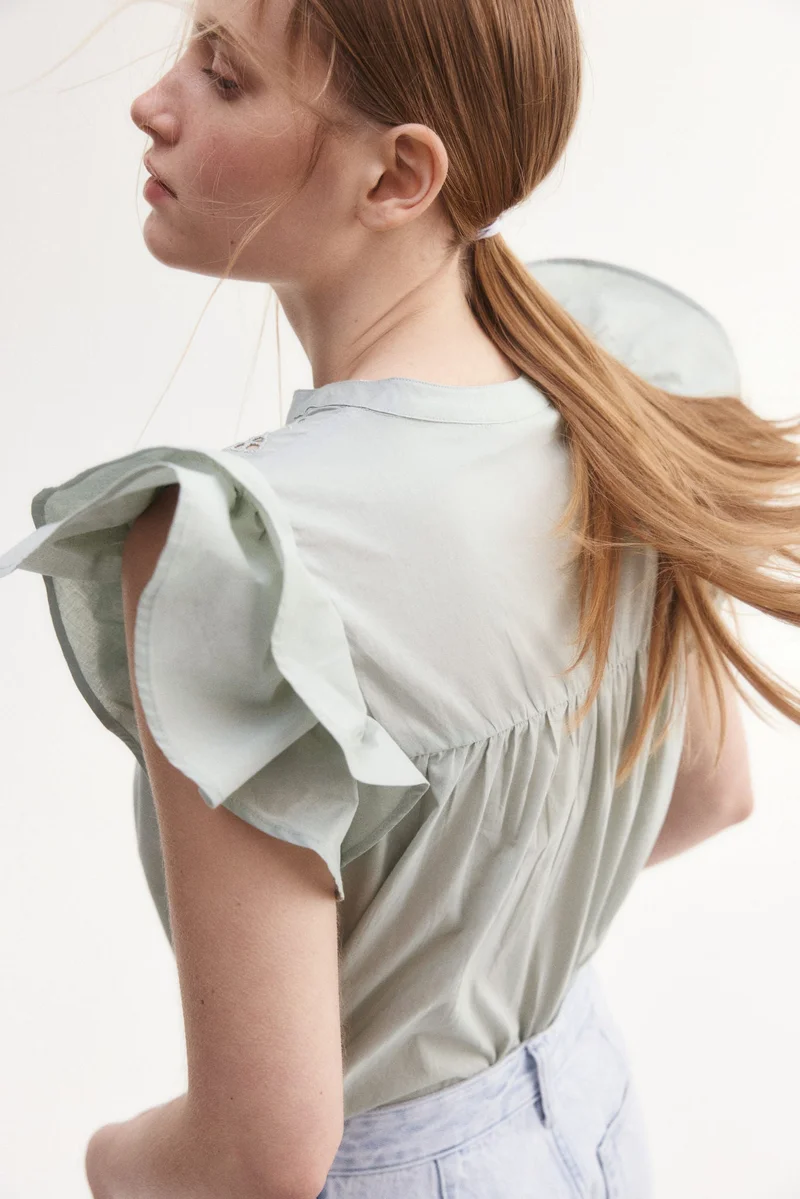 H&M Broderie anglaise blouse