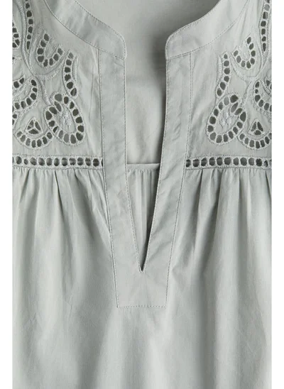 H&M Broderie anglaise blouse