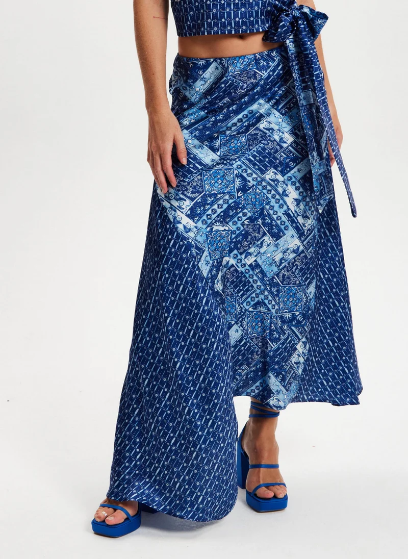 Liquorish Scarf Print Asymmetric Skirt
