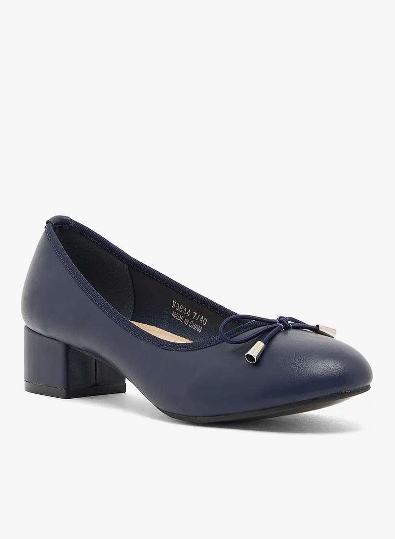 سبوت أون حذاء بكعب منخفض مع فيونكة