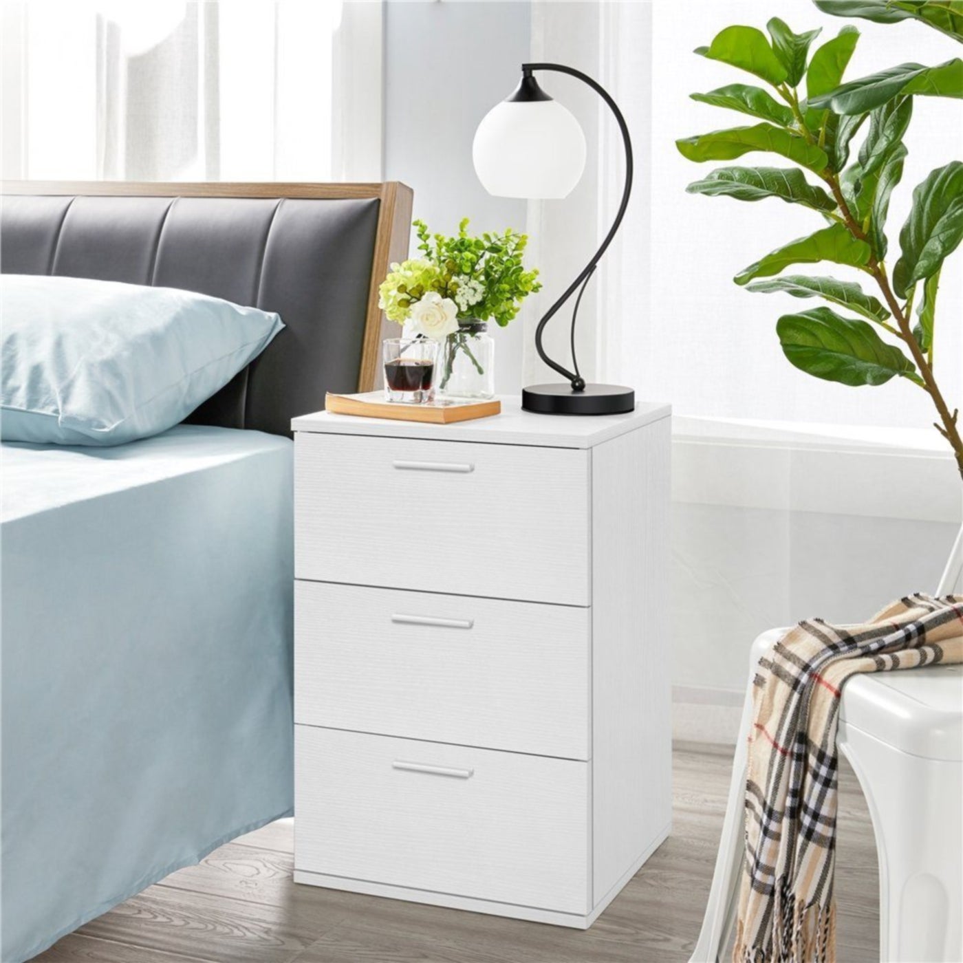 Modern MDF nightstand - Height 65 cm - Width 40 cm - Depth 36 cm, from Furniture Store.