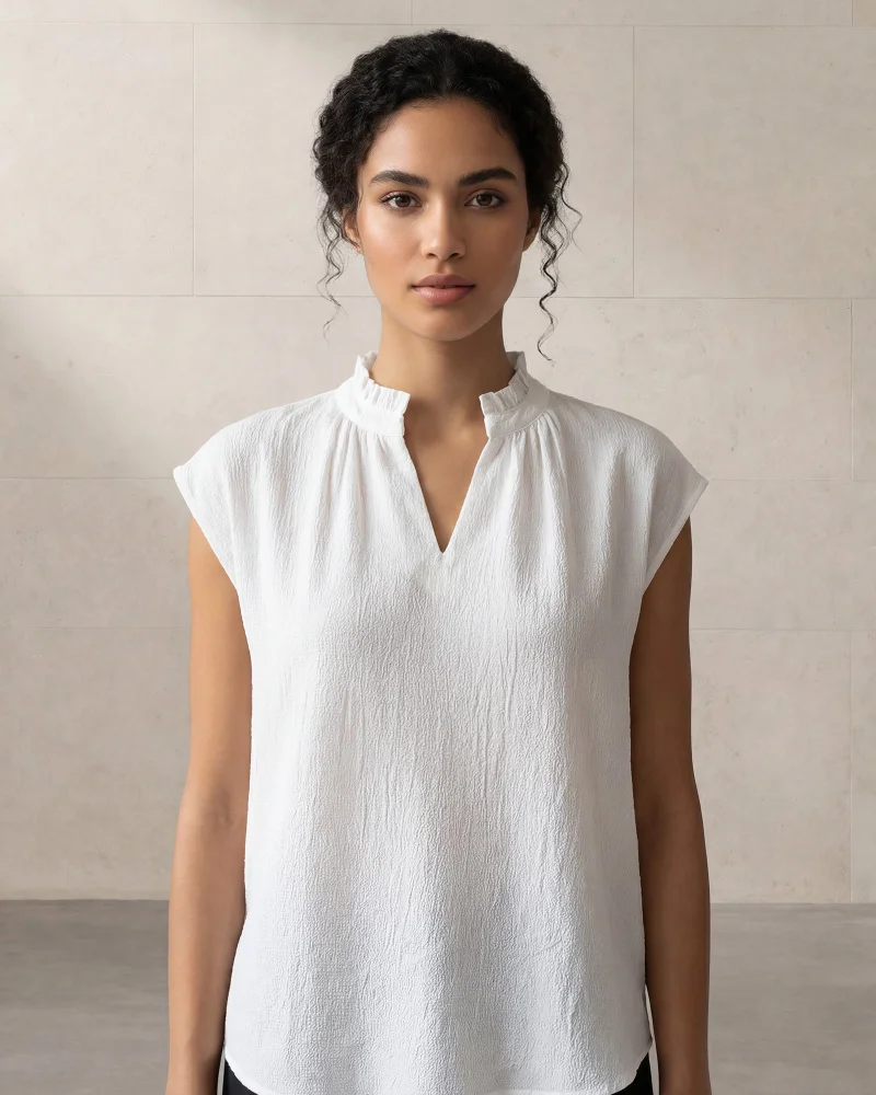 ردتاغ Women White Plain Casual Blouse
