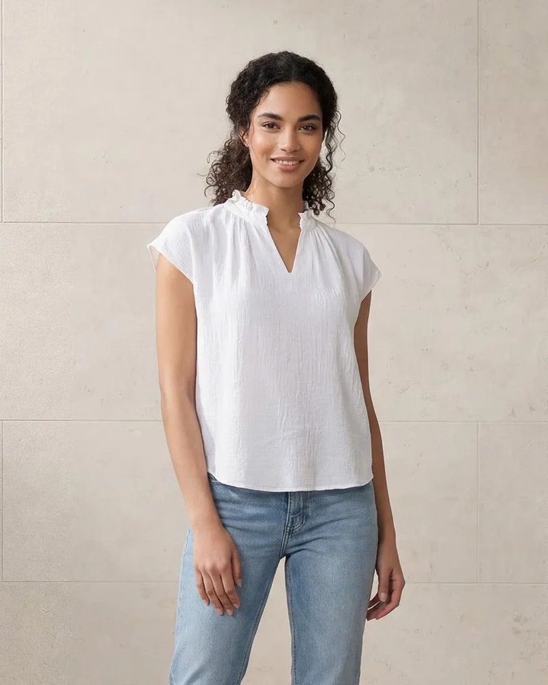 ردتاغ Women White Plain Casual Blouse
