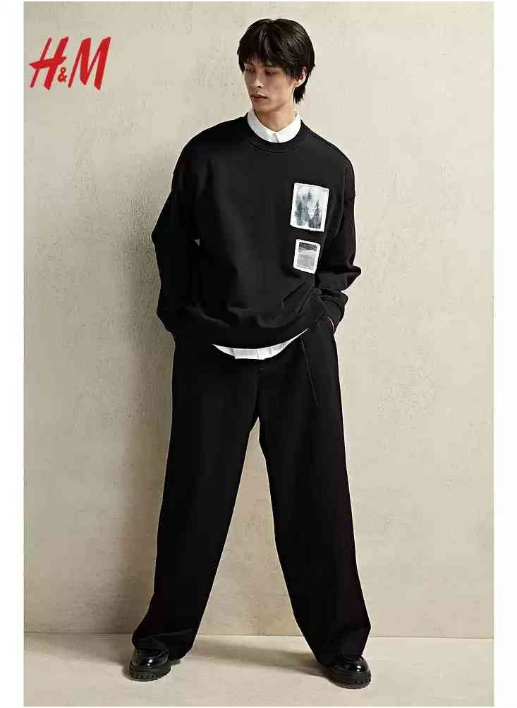 H and M - HM New Fashionable Casual Round Neck Loose American Long Sleeved Sweatshirt - Image 1
