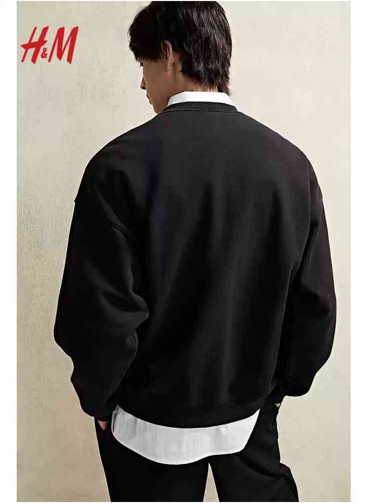 H and M - HM New Fashionable Casual Round Neck Loose American Long Sleeved Sweatshirt - Image 1