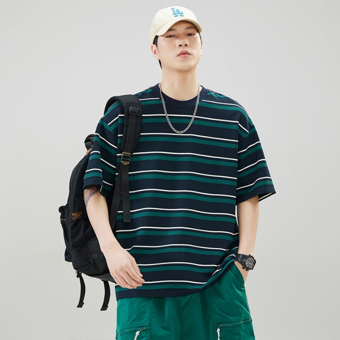 Fashionable American Simple Stripesd Round Neck T-Shirt For Men, Versatile Loose Round Neck Short-Sleeved Casual Youth Trendyy Cool And Handsome T-Shirt - Image 1