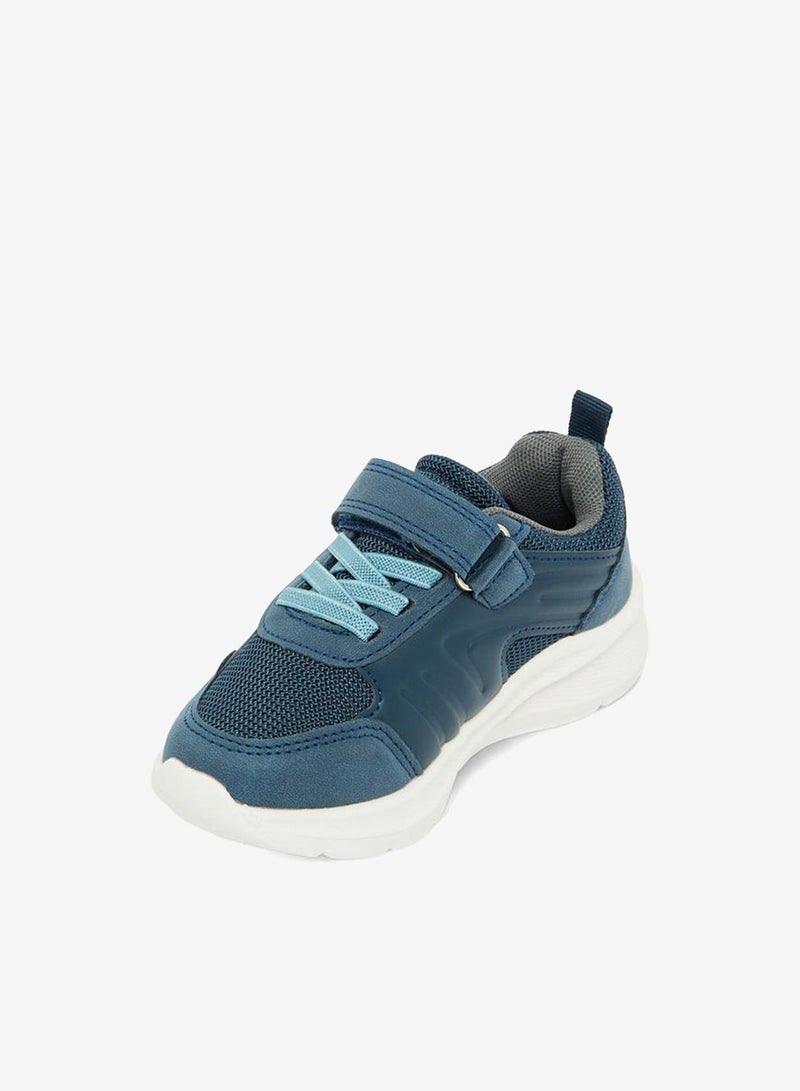 JUNIORS Boys Hook & Loop Ankle School Sneakers - Image 4