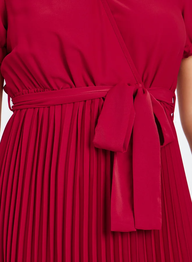 Styli  Red Pleated A-Line Maxi Dress with Tie Up Belt for Women | Best Price UAE