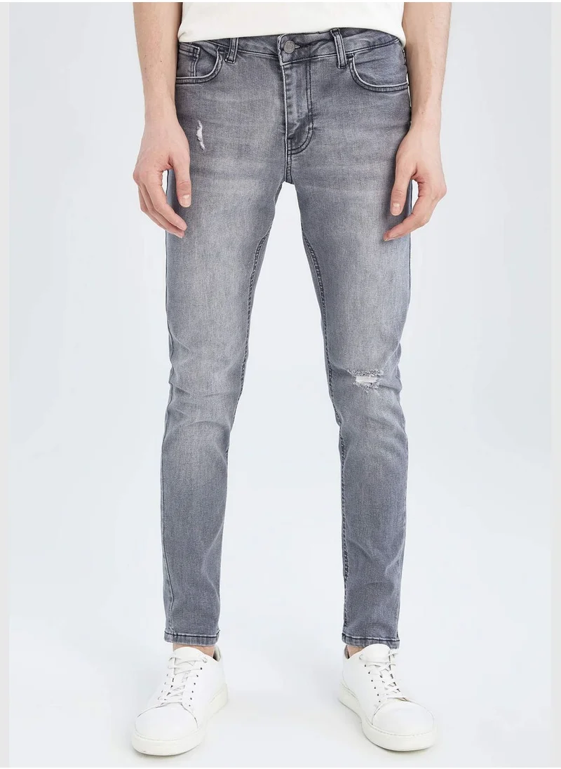 DeFacto Super Skinny Fit Distressed Jeans