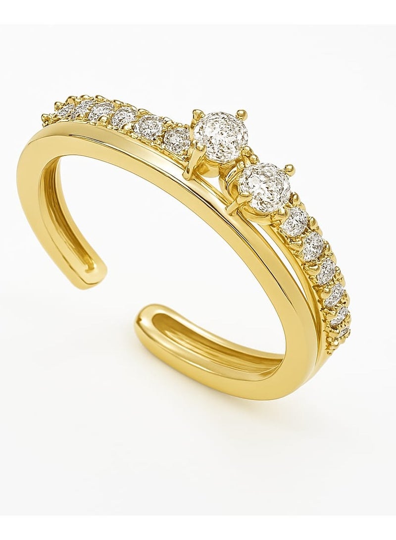 "A luxurious double-design ring - Shine with details that exude luxury. This ring combines two rows of sparkling stones, with a central accent of two larger stones that give the design a distinctive dimension. The delicate setting highlights the brilliance of the stones from every angle, giving you an elegant, eye-catching look, adding a touch of distinction to any jewelry collection." - Image 2