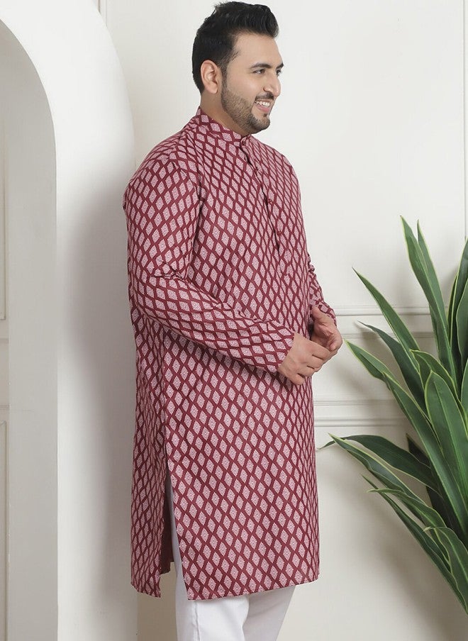 Sojanya قميص طويل مزخرف باللون الماروني للرجال - Image 3