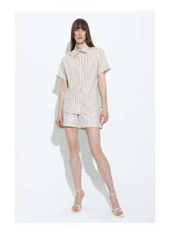 Woman Woven Short