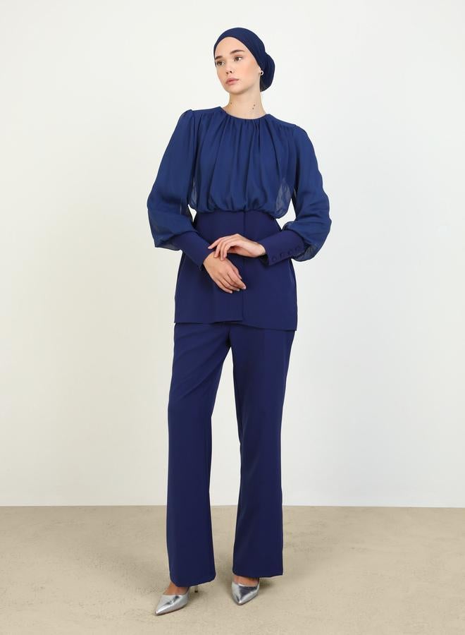 رفقة من مودانيسا تونيك أزرق داكن بأكمام أسقفية مع بنطلون طقم - Image 2