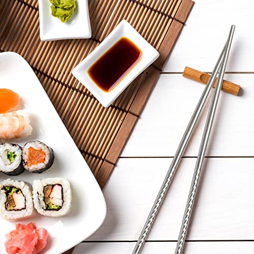 DECO D'Eco Reusable Metal Chopsticks (4 Pairs) - Includes 4 Sets of Stainless Steel Twist Apart Silver Chopsticks & Travel Pouch - Lightweight, Durable, Dishwasher Safe - Great for Chinese Japanese Cuisine - Image 5