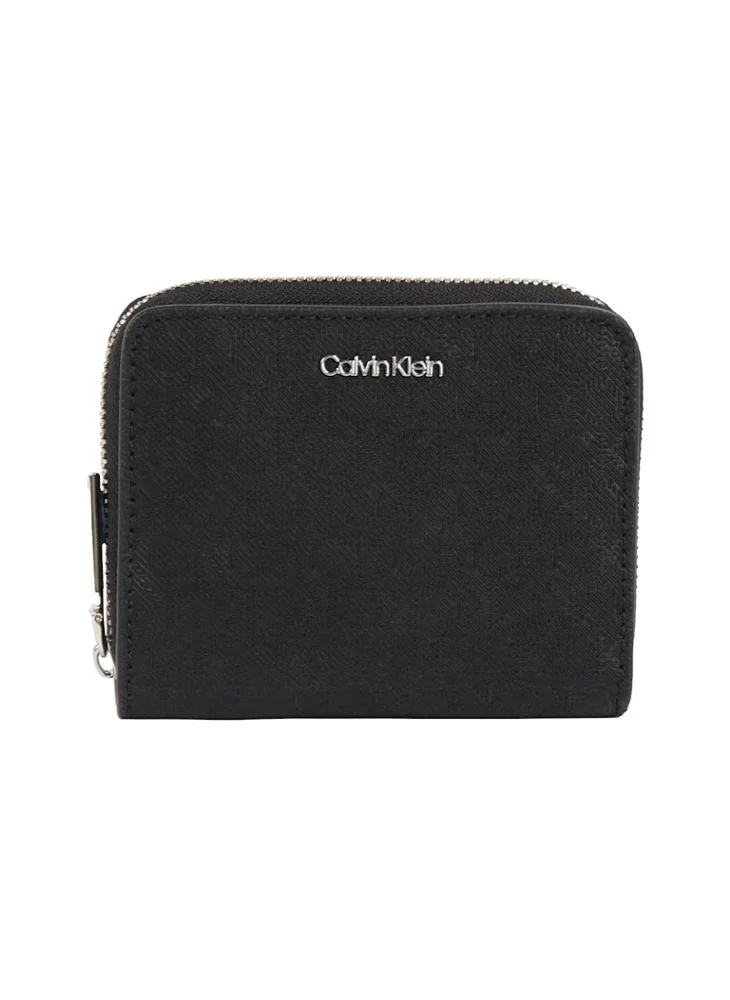 كالفن كلاين Must Monogram Zip Around Wallet