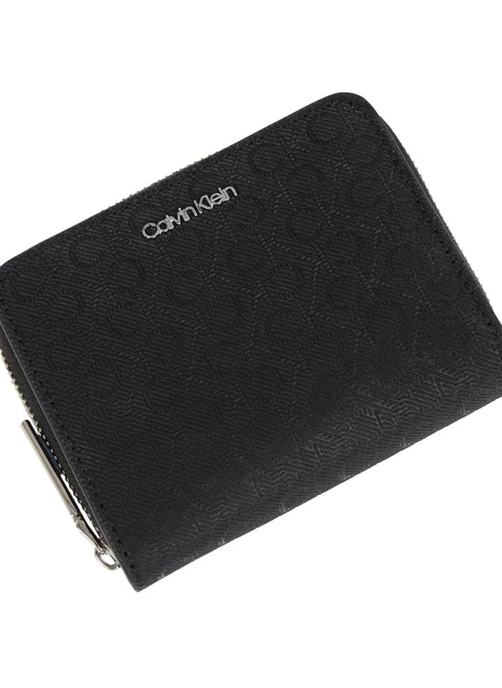 CALVIN KLEIN MEDIUM ZIP WALLET