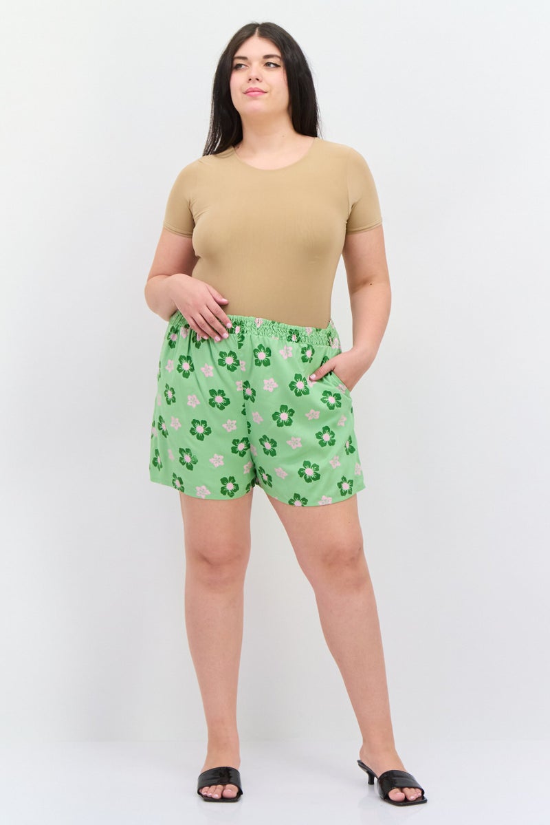 Daisy Street Women Plus Size Floral Printed Basic Shorts, Green Combo - Image 3
