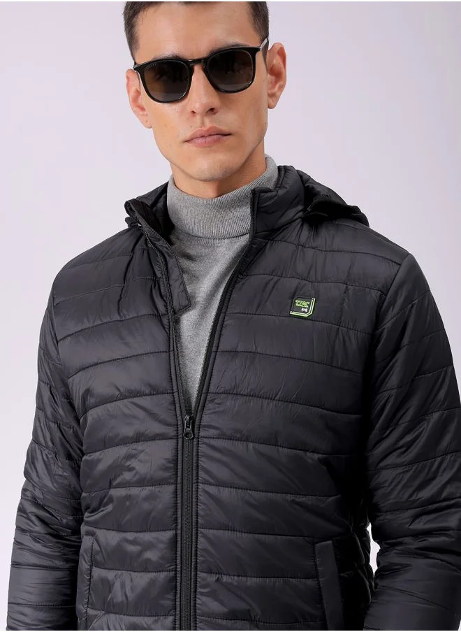 شركة المرآب الهندية Men Slim Fit Solid Puffer Jackets