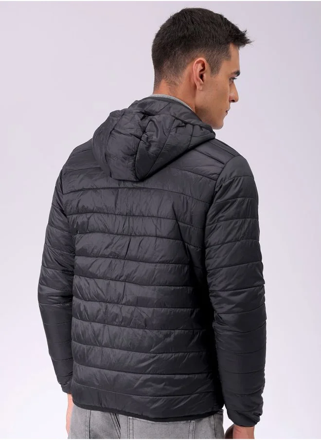 شركة المرآب الهندية Men Slim Fit Solid Puffer Jackets