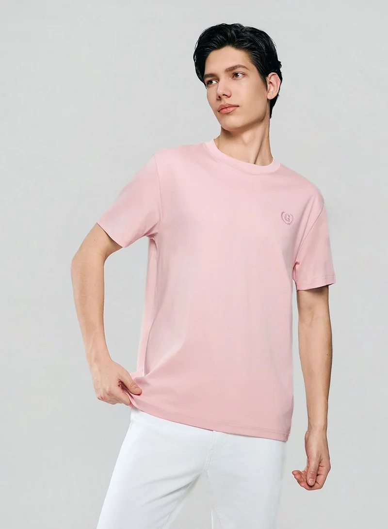 GIORDANO Men's Slim Fit Liquid Touch Cotton Crew Neck Tee