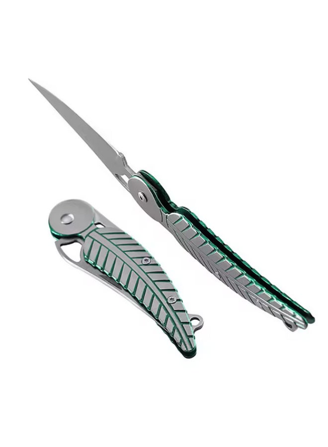 A small pocket knife suitable for travel and hunting - Image 2