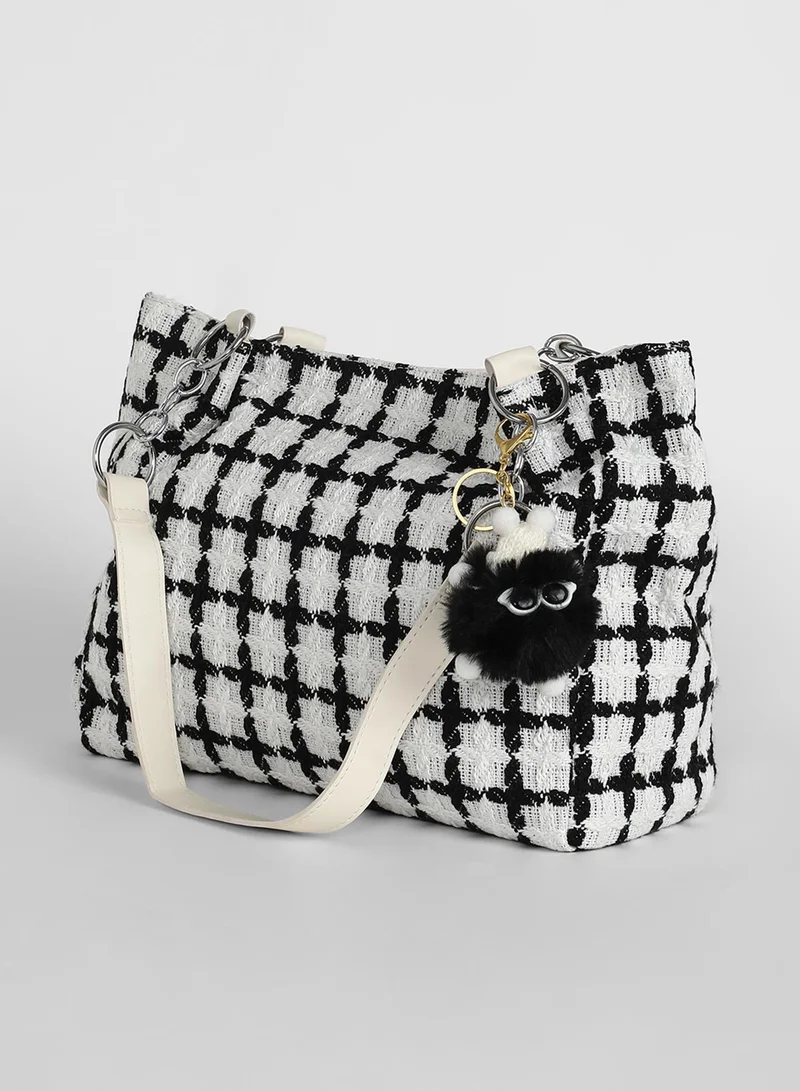 صوص هاوت The Graph Tote Bag - Porcelain White & Raven Black
