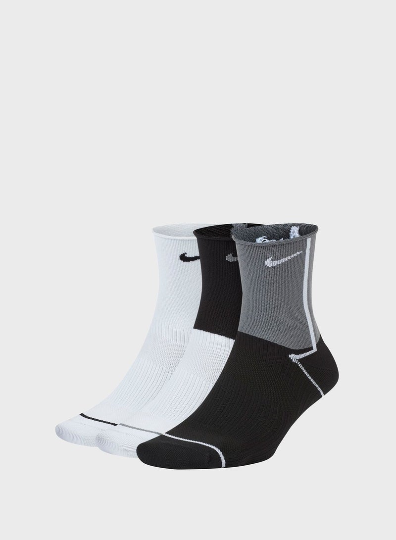 Nike 3 Pack Everyday Ankle Socks - Image 1