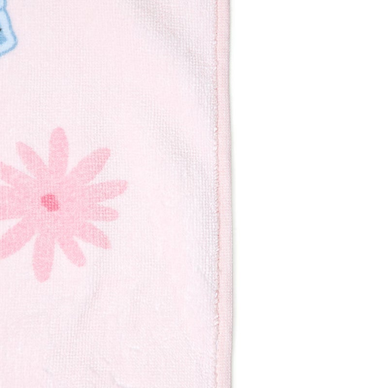 Jay Franco Disney Princess Charming Bath/Pool/Beach Towel Featuring Cinderella, Belle, Jasmine, & Aurora - Super Soft & Absorbent Fade Resistant Cotton, Measures 49 x28 inches Official Disney Product - Image 3