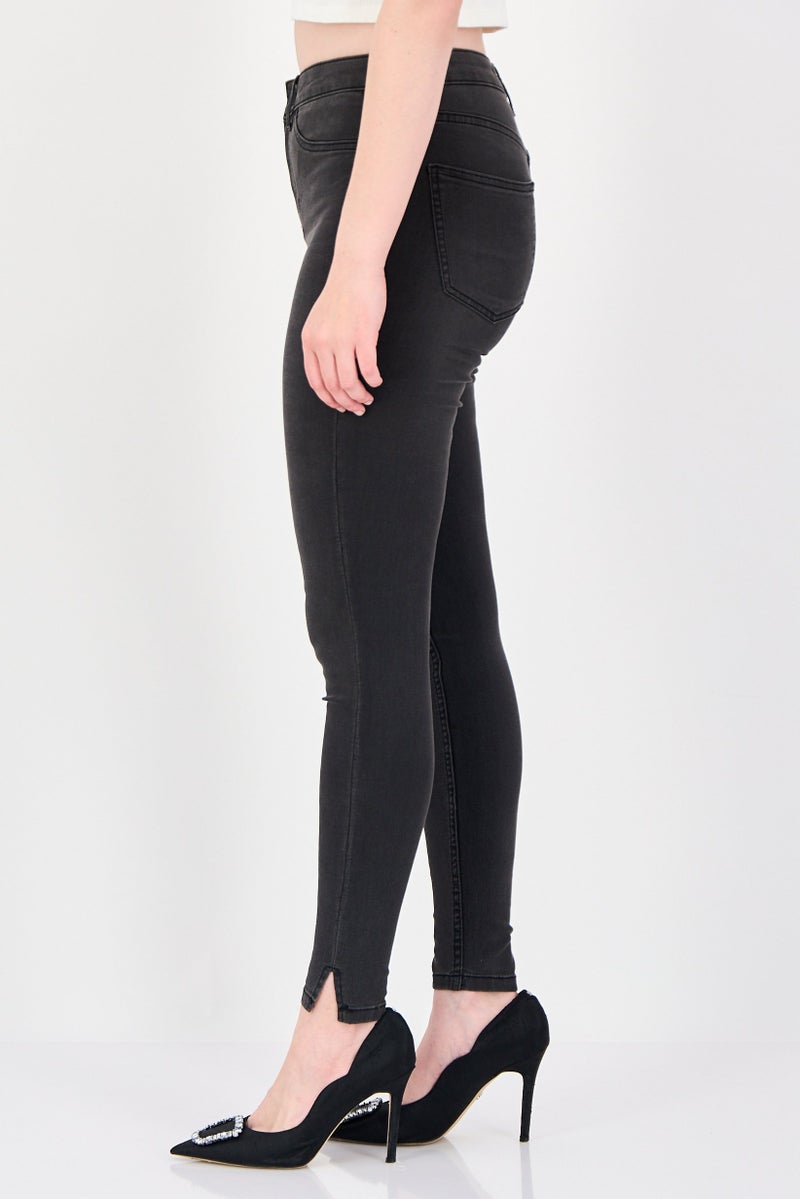 VERO MODA جينز ضيق مغسول قابل للتمدد للنساء من فيرو مودا، أسود - Image 2