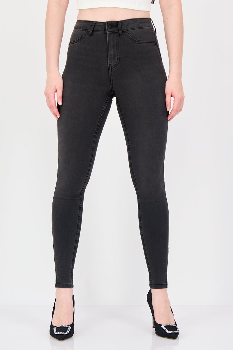 VERO MODA جينز ضيق مغسول قابل للتمدد للنساء من فيرو مودا، أسود - Image 1