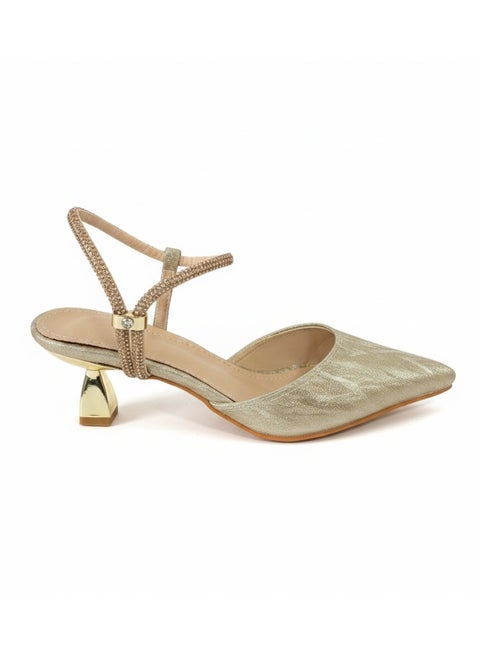 Elegant pointed-toe heels designed C-78