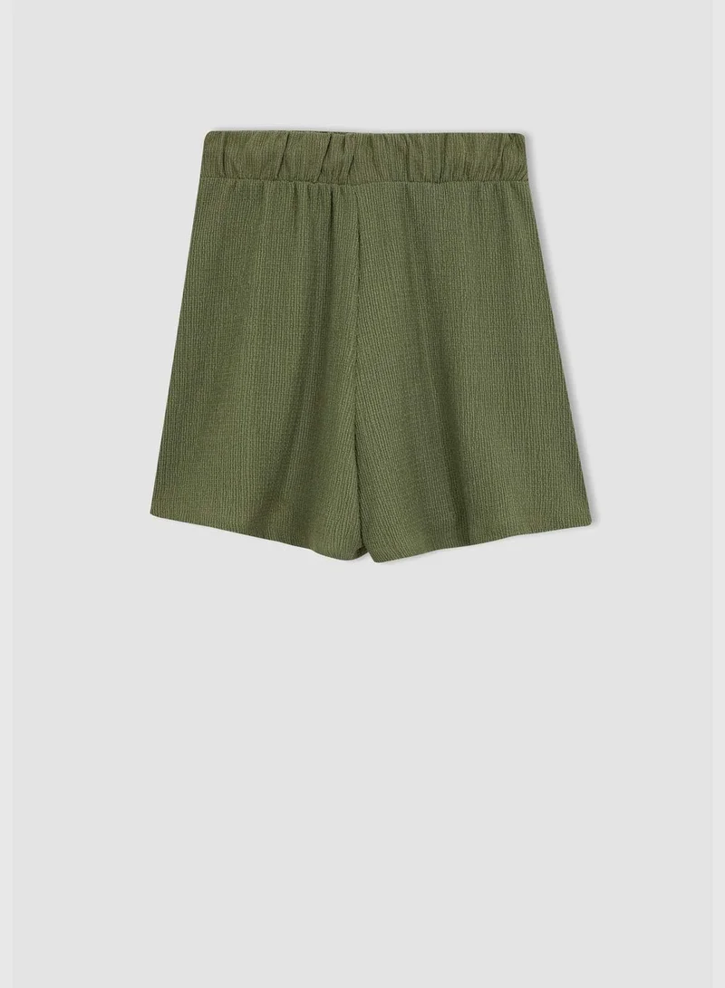 DeFacto Woman Knitted Short