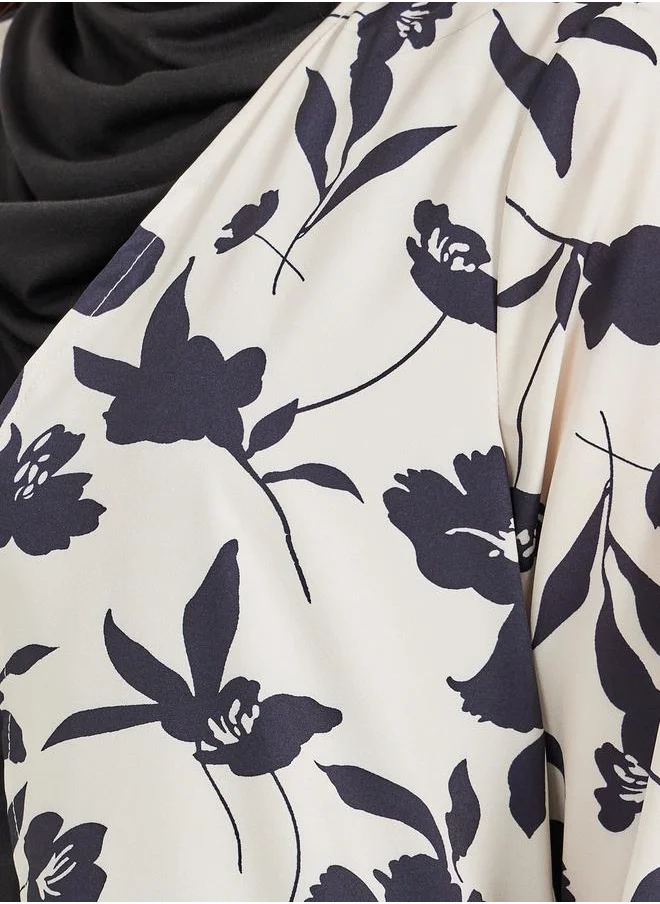 ستايلي All-Over Floral Print Regular Fit Maxi Kimono
